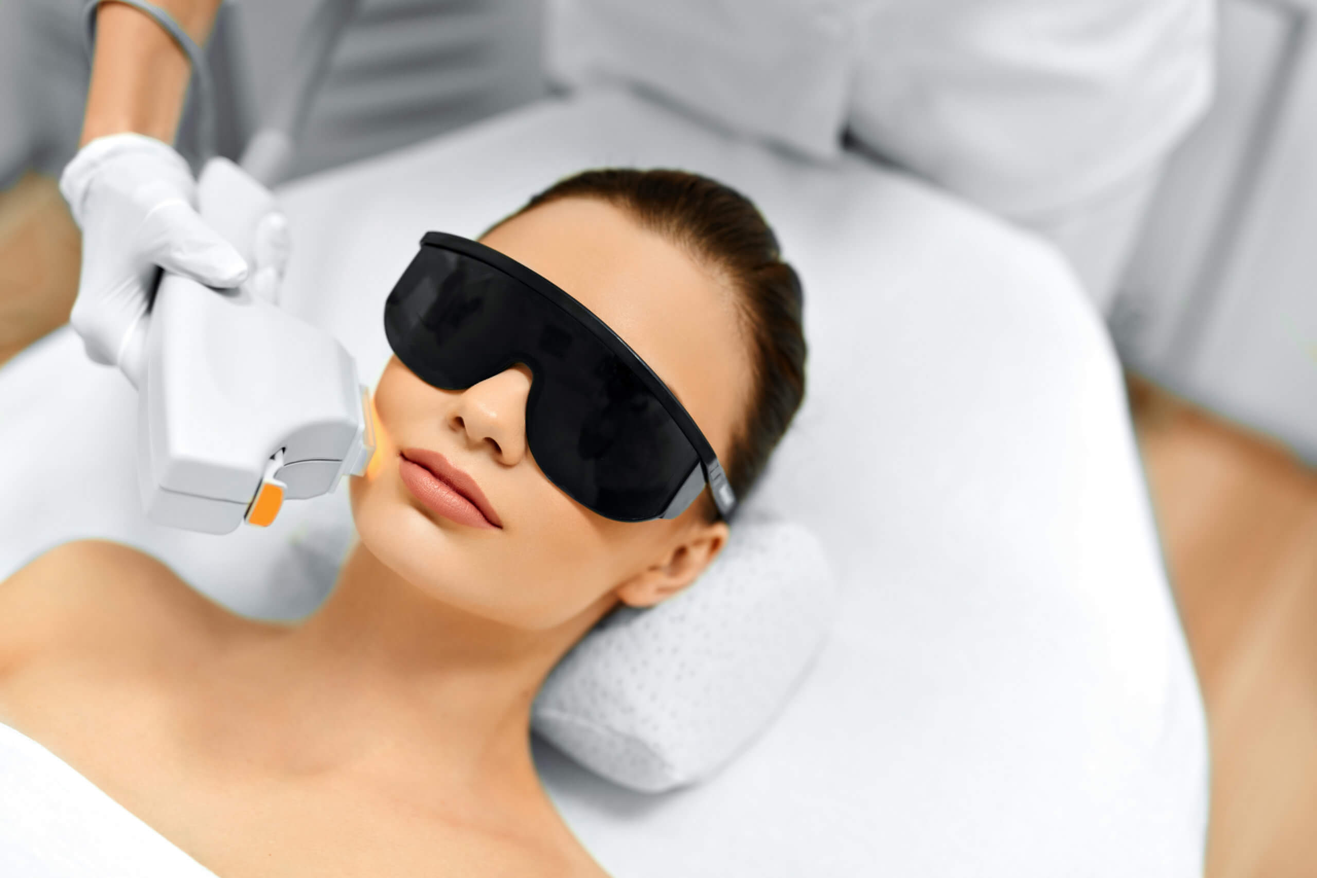 Intense Pulsed Light (IPL) Treatment Uses And What To Expect